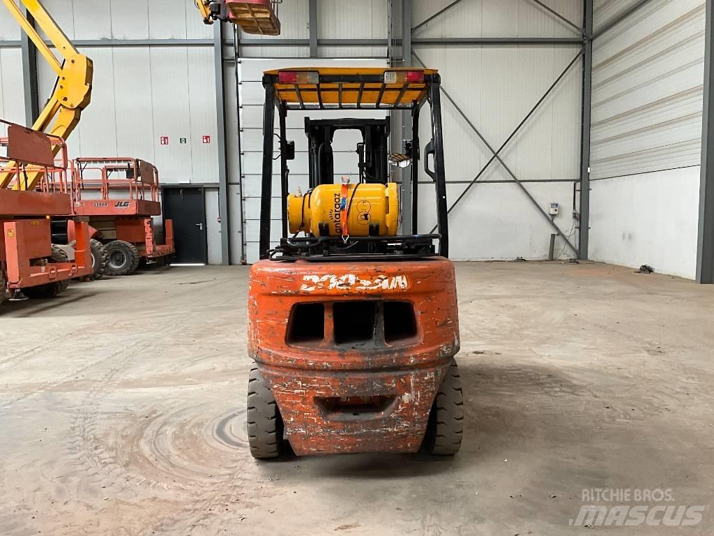 Doosan G 30 G 液化石油氣LPG卡車
