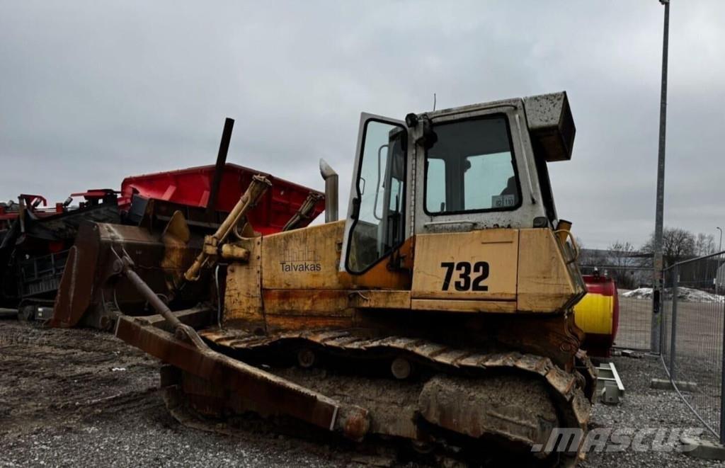 Liebherr 732 履帶推土機