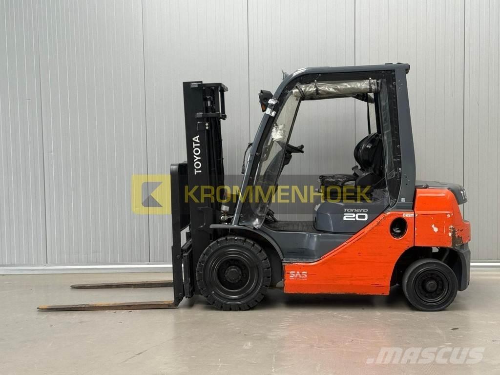 Toyota 02-8FDF20 柴油卡車