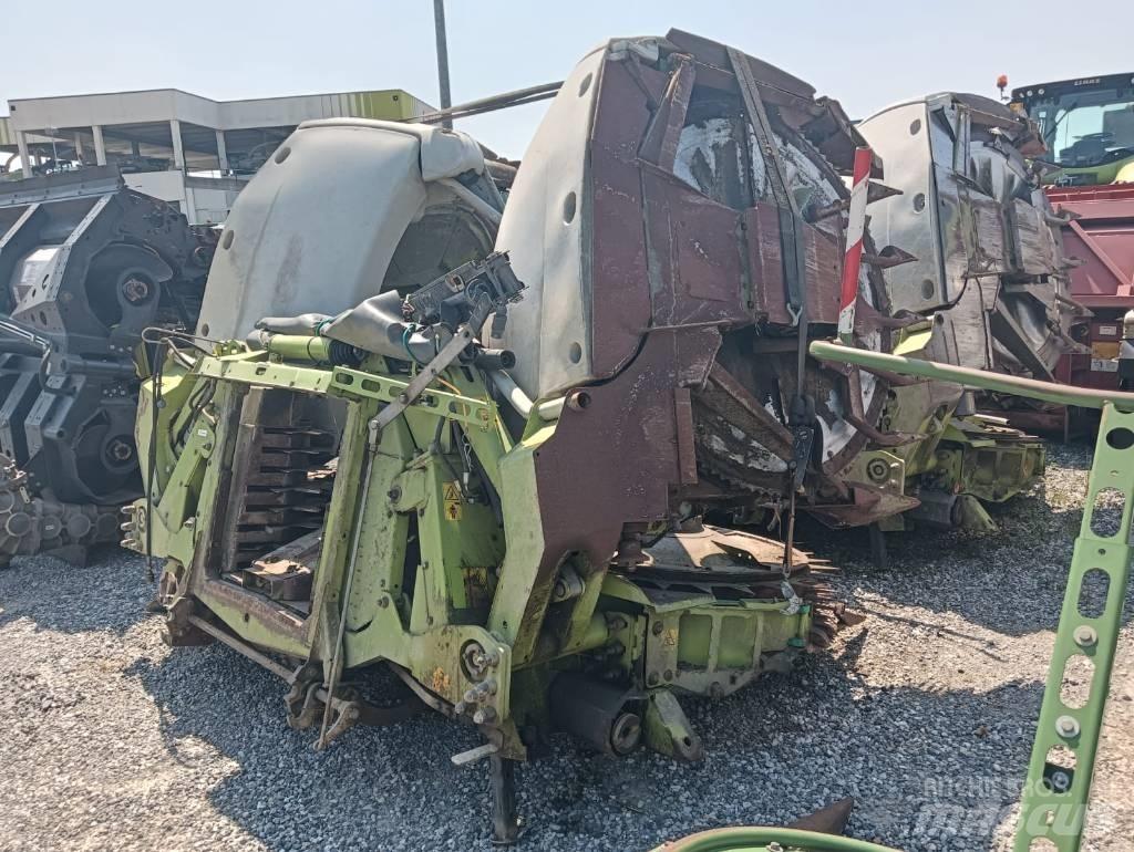 CLAAS Orbis 600 自走式飼料採集機