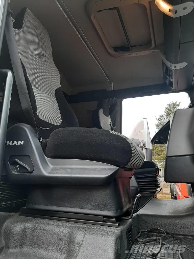 MAN TGX 26.500 商用底盤車