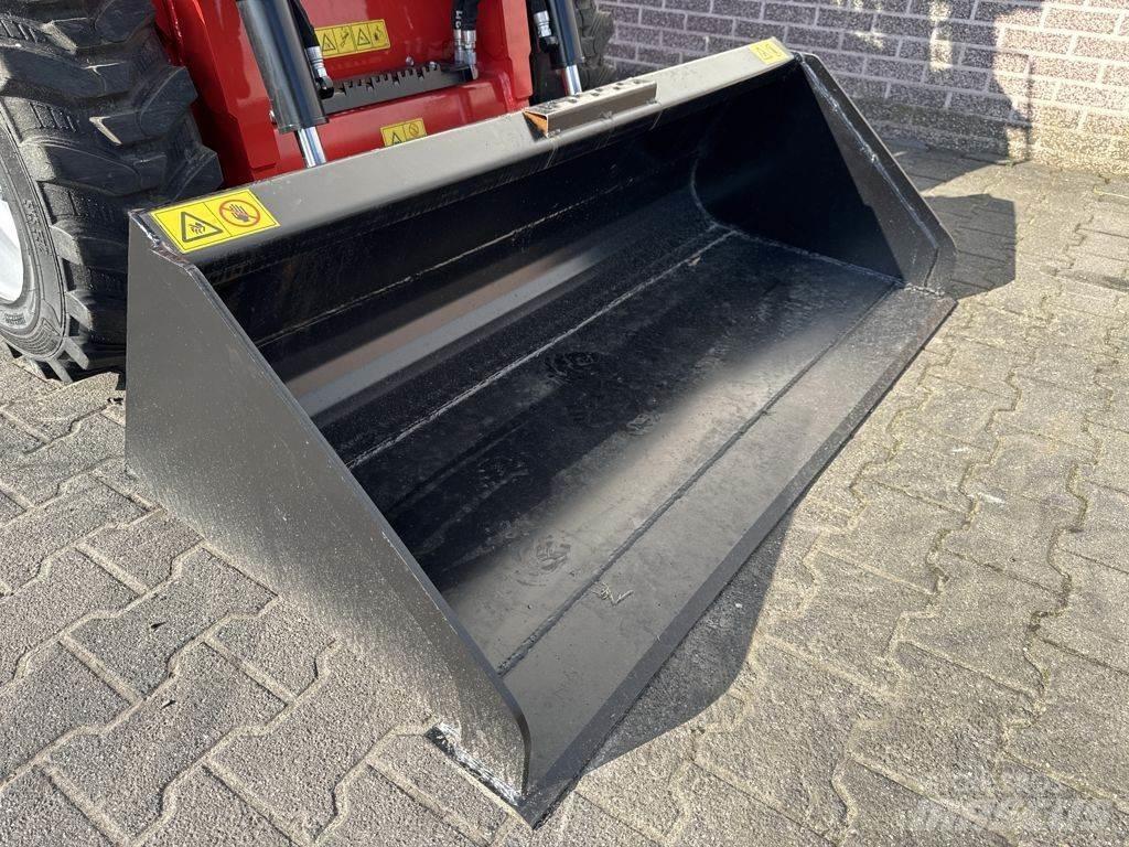 Manitou 1350R 滑移轉向裝載機