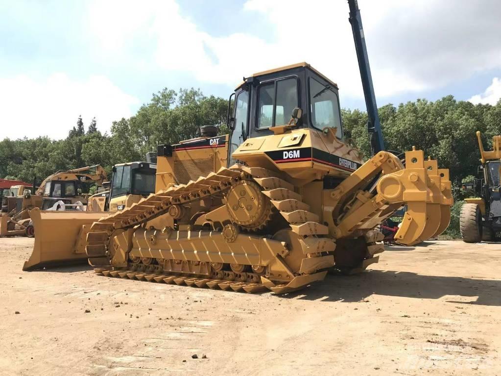 CAT D 6 G 履帶推土機