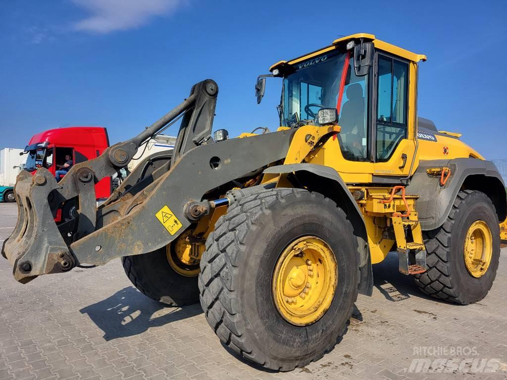 Volvo L 120 H 輪胎式裝載機