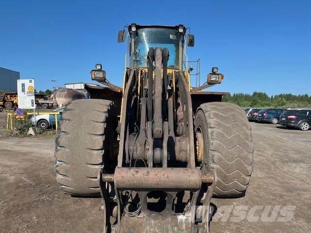 Volvo L220D 輪胎式裝載機