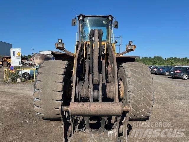 Volvo L220D 輪胎式裝載機