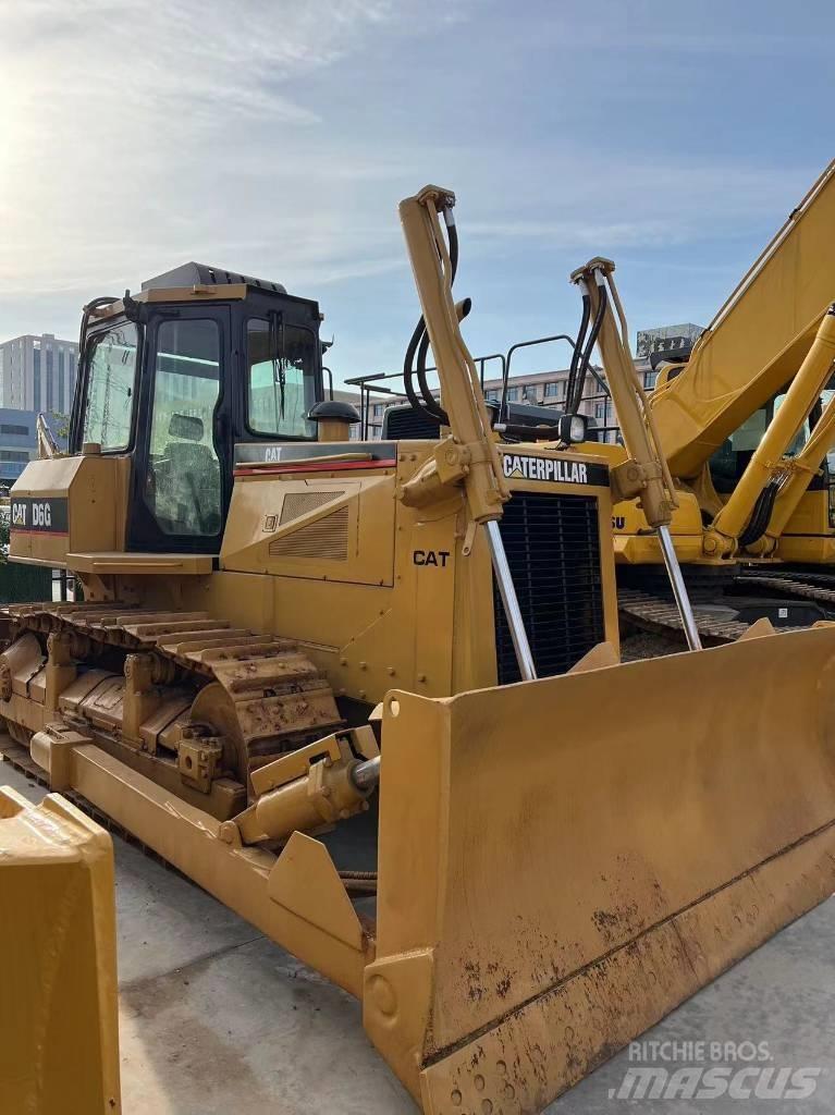 CAT D 6 G 履帶推土機