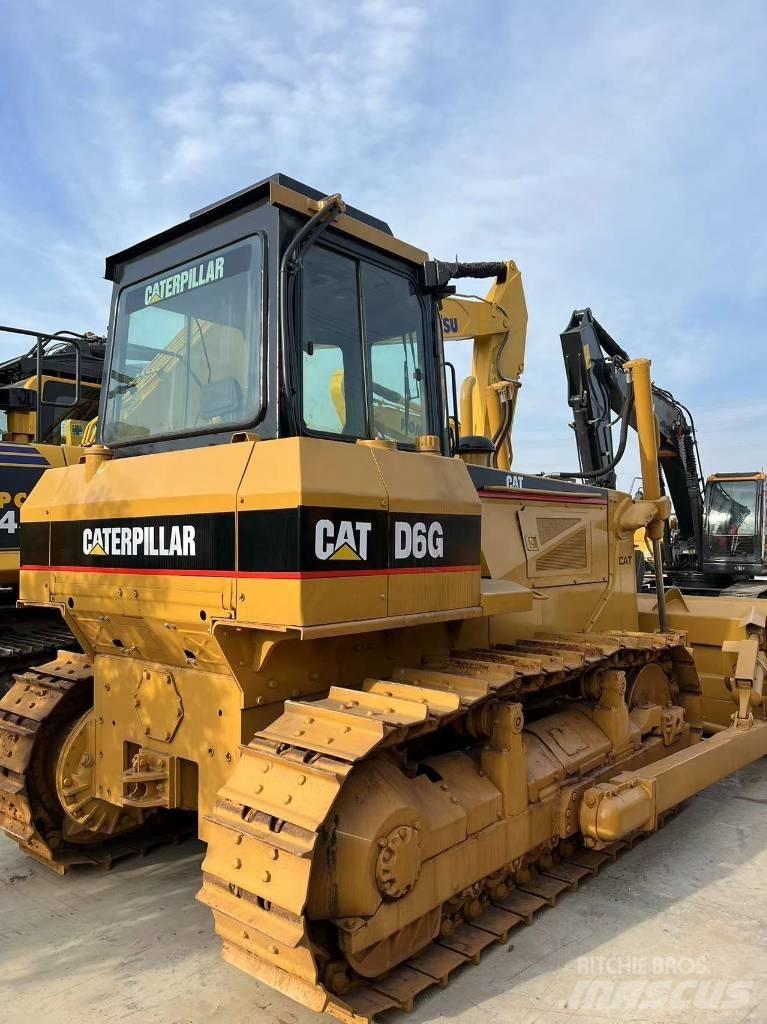 CAT D 6 G 履帶推土機