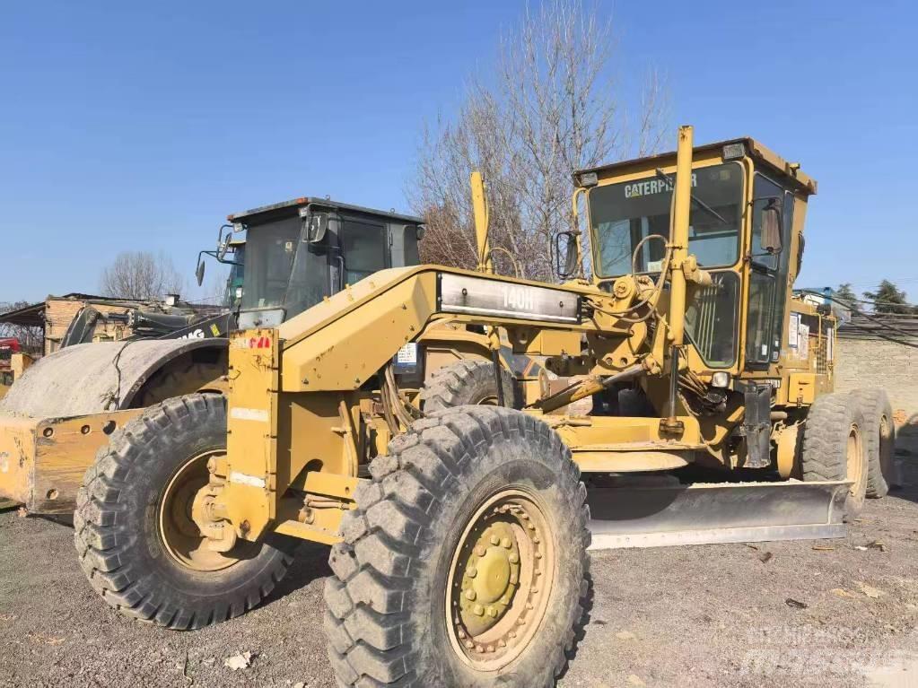 CAT 140 H 平土機