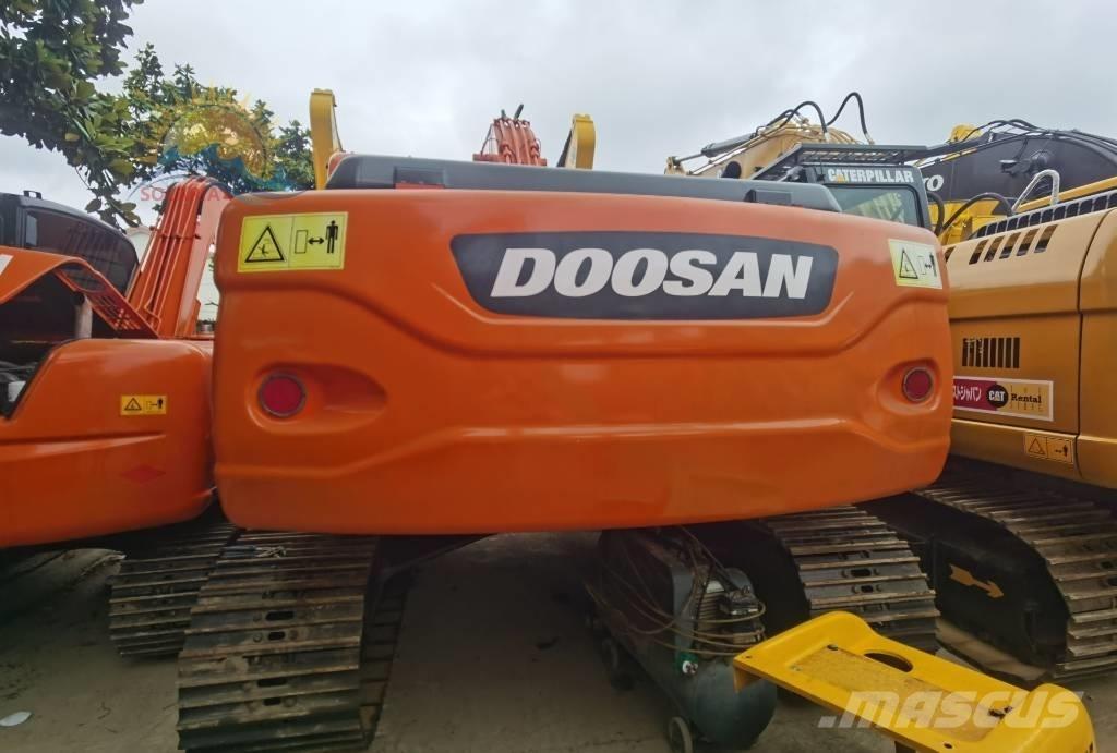 Doosan DX 225 LC 履帶式 挖土機/掘鑿機/挖掘機