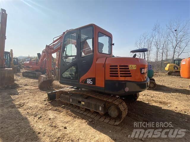 Doosan DX80 小型挖土機/掘鑿機<7t(小型挖掘機)