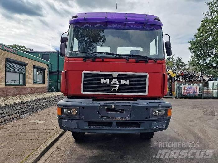 MAN 35.402 VFK 其他拖車