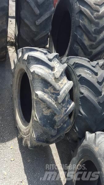  Pneus 320/70R20 輪胎、車輪和輪圈