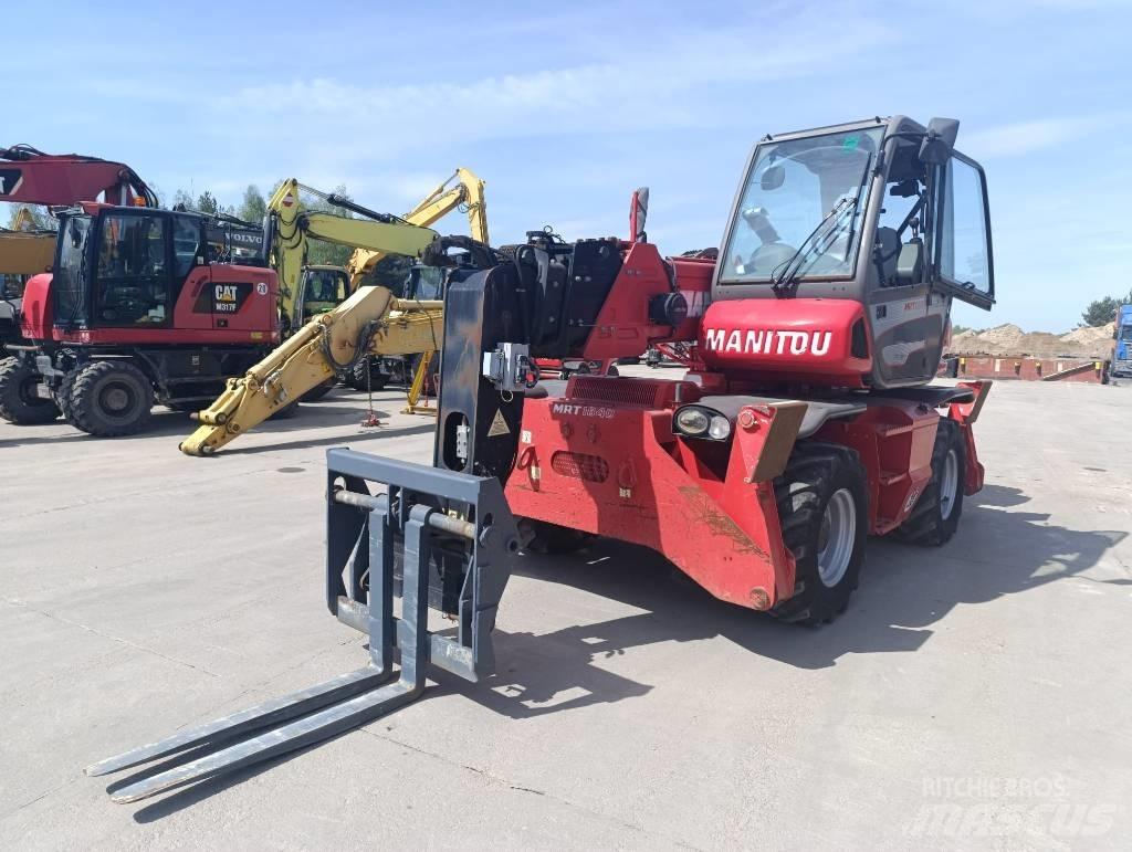 Manitou 1840 伸縮臂操作車