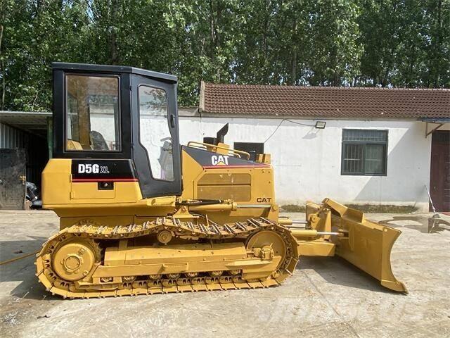 CAT D5G 履帶推土機