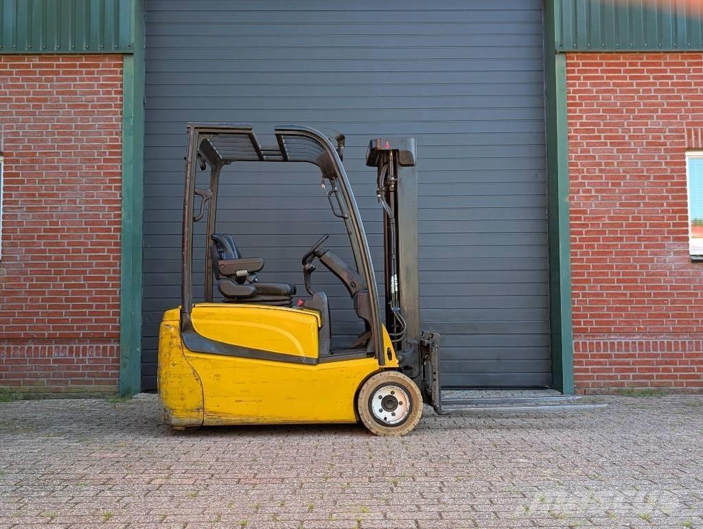 Yale ERP 20 VT 電動堆高機