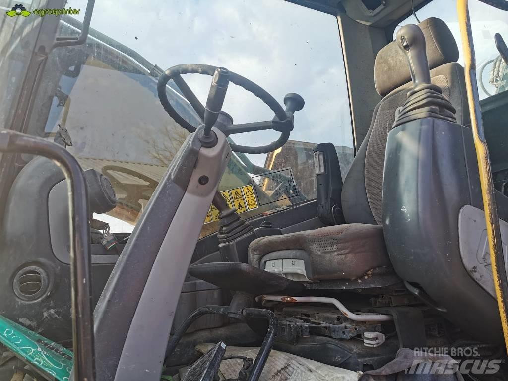 CAT M 318 D 廢棄物/工業用操作車