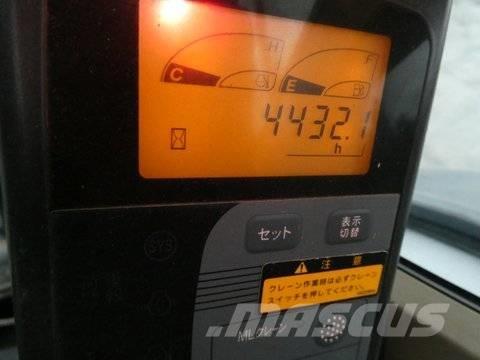 Hitachi ZX 35 U-3 小型挖土機/掘鑿機<7t(小型挖掘機)