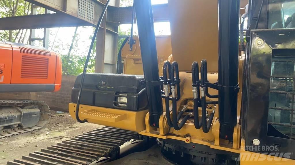 CAT 320D2L 履帶式 挖土機/掘鑿機/挖掘機