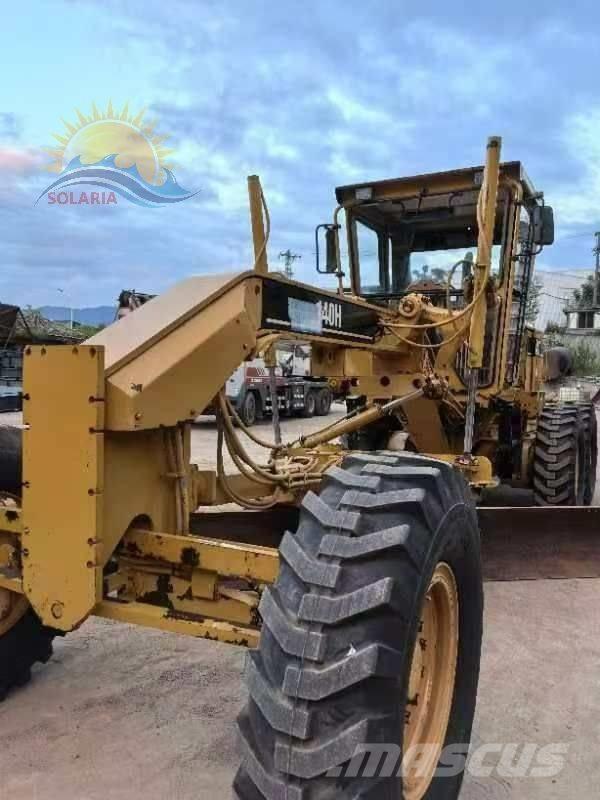 CAT 140 H 平土機