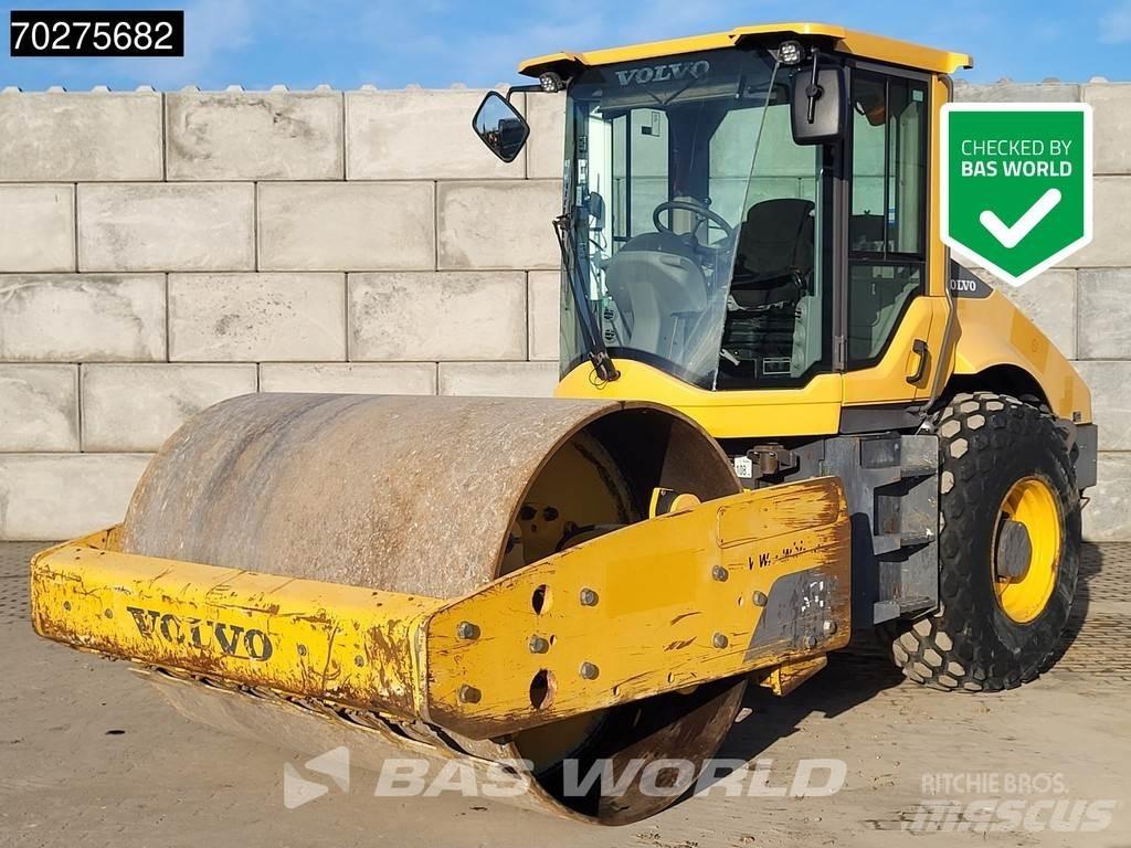 Volvo SD135 單輪滾壓機