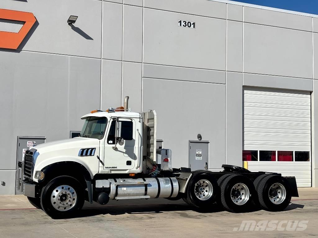 Mack GU713 曳引機組件