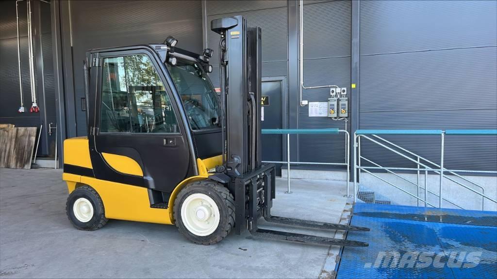 Yale GDP 30 VX 柴油卡車