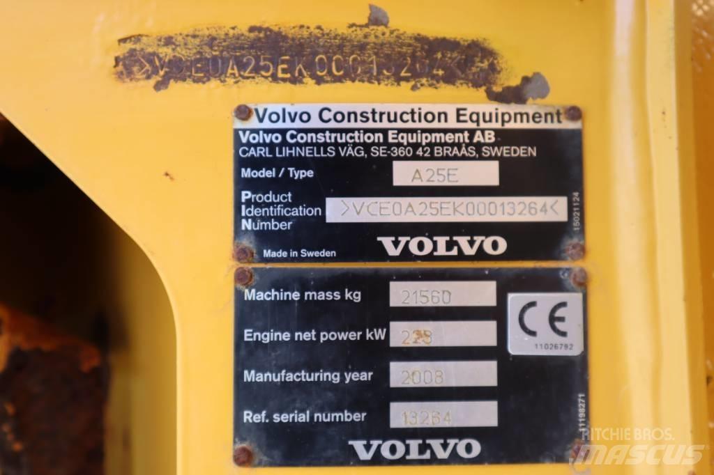 Volvo A25E 鉸接式起吊車
