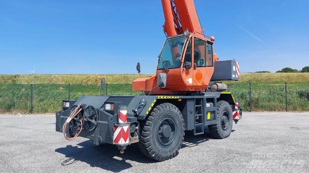 Terex RC30 越野起重機