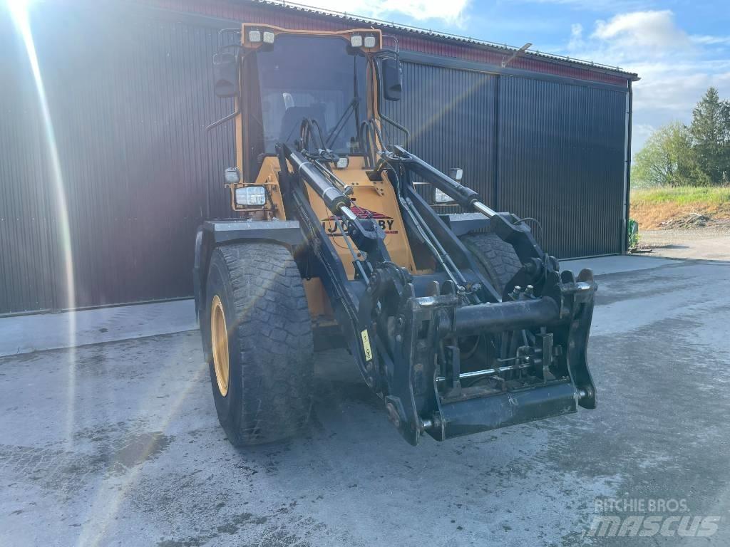 Ljungby L 15 輪胎式裝載機
