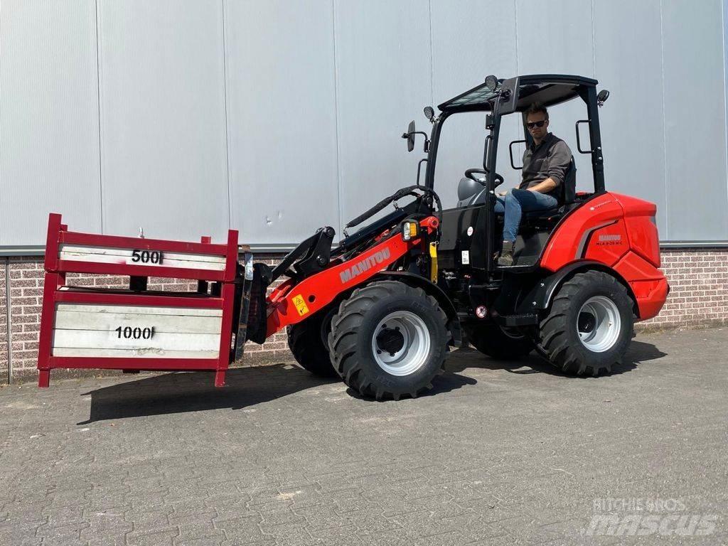 Manitou MLA 3-25 輪胎式裝載機