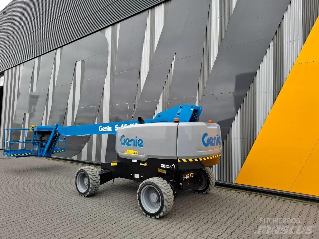 Genie S-45XC 伸縮臂高空作業車
