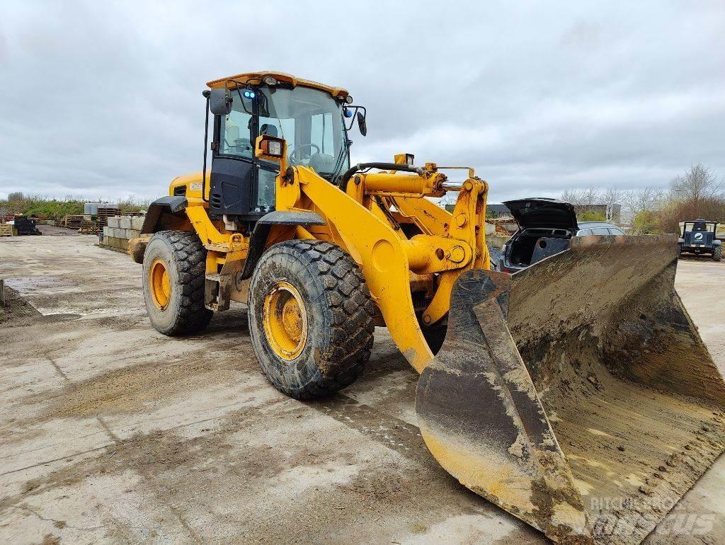 JCB 436 輪胎式裝載機