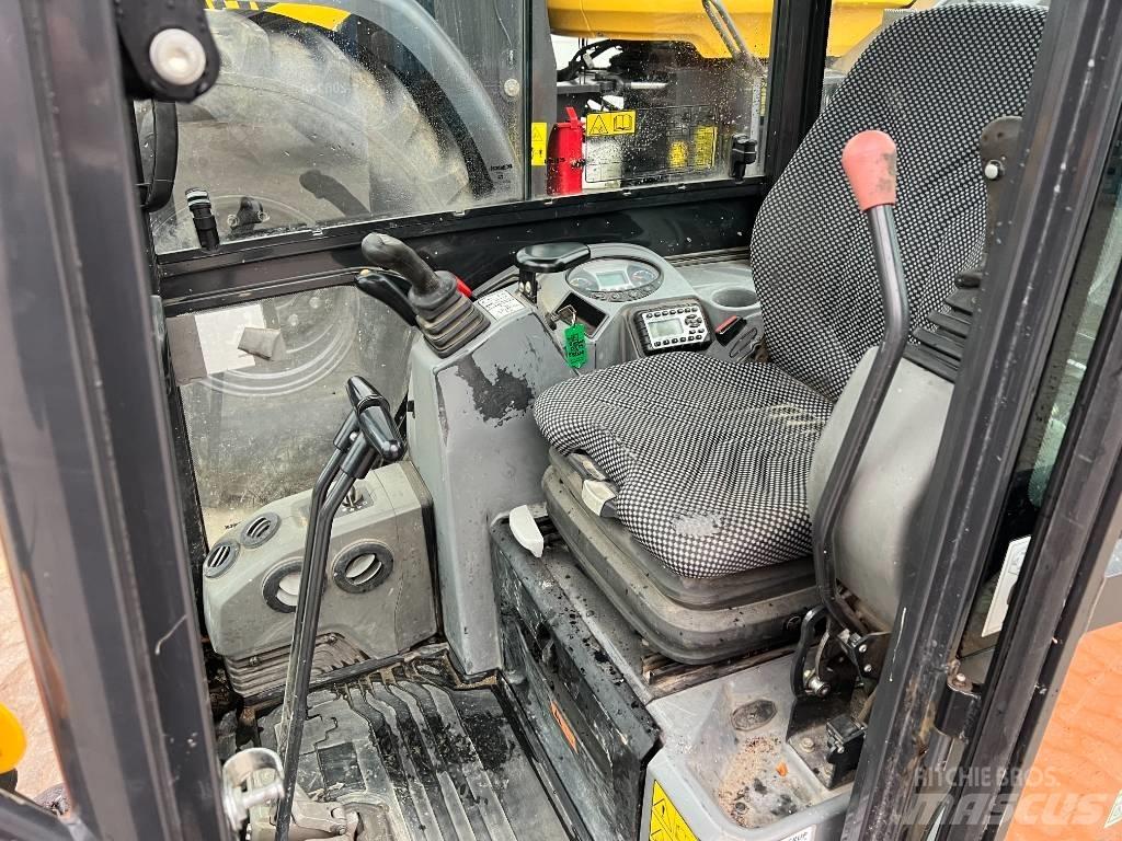 Doosan DX 19 小型挖土機/掘鑿機<7t(小型挖掘機)