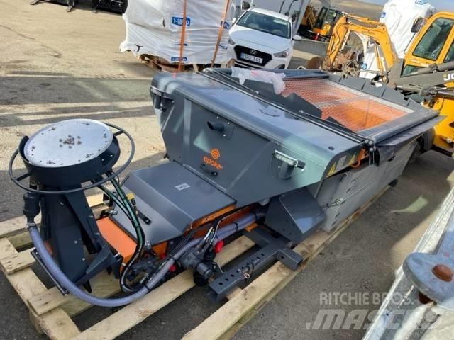 Epoke S2400 ES 鋪砂機