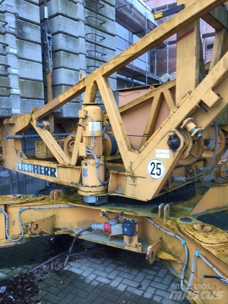 Liebherr 71 K 塔式起重機