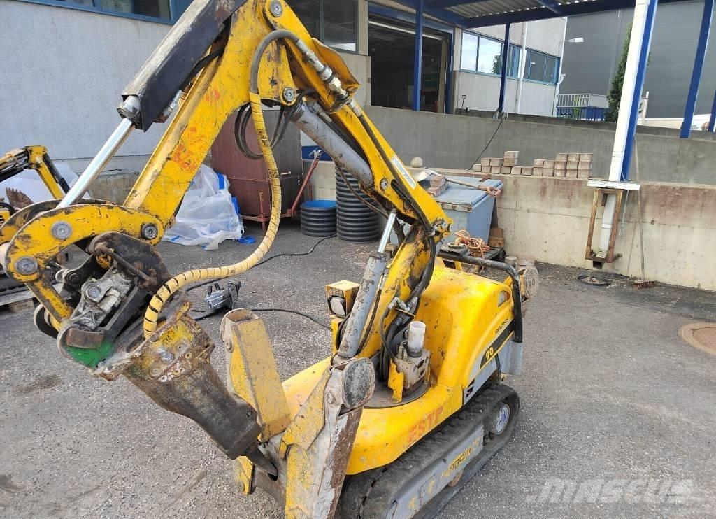 Brokk 90 拆卸式挖土機/掘鑿機/挖掘機