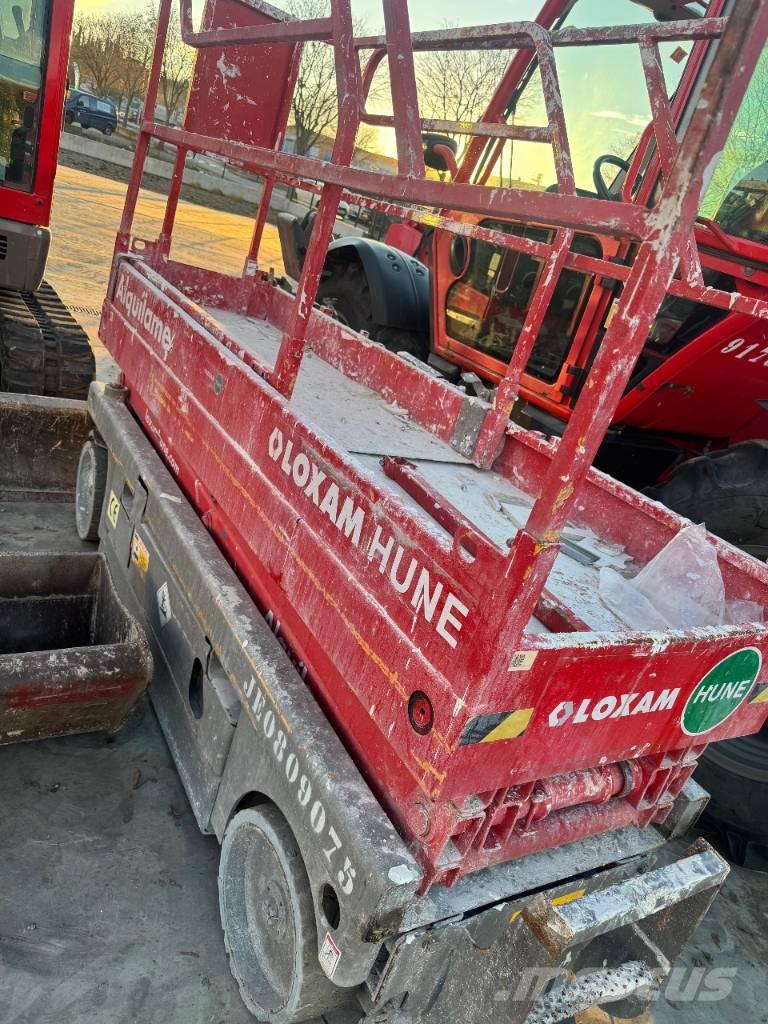 Haulotte Compact 8 剪式升降機