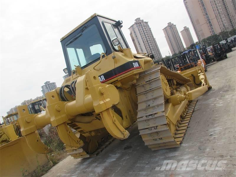 CAT D 6 R 平土機