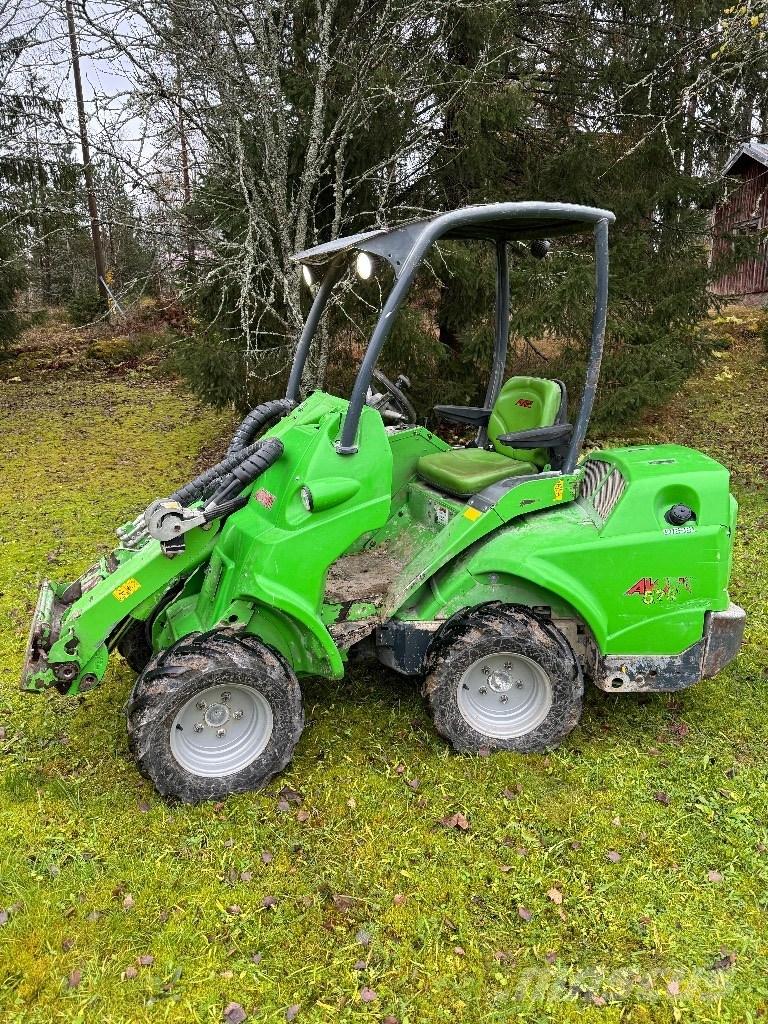 Avant 528 多功能裝載機