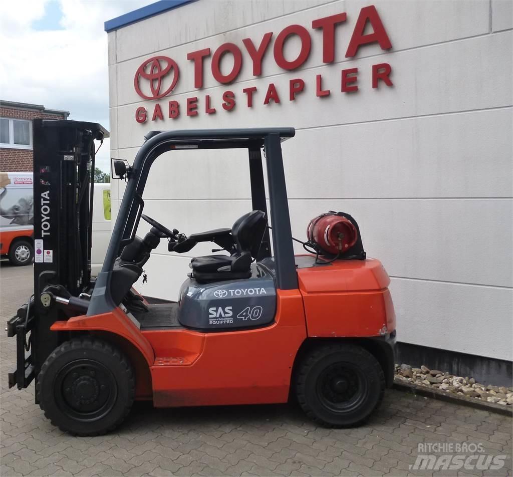 Toyota 02-7FG35 液化石油氣LPG卡車