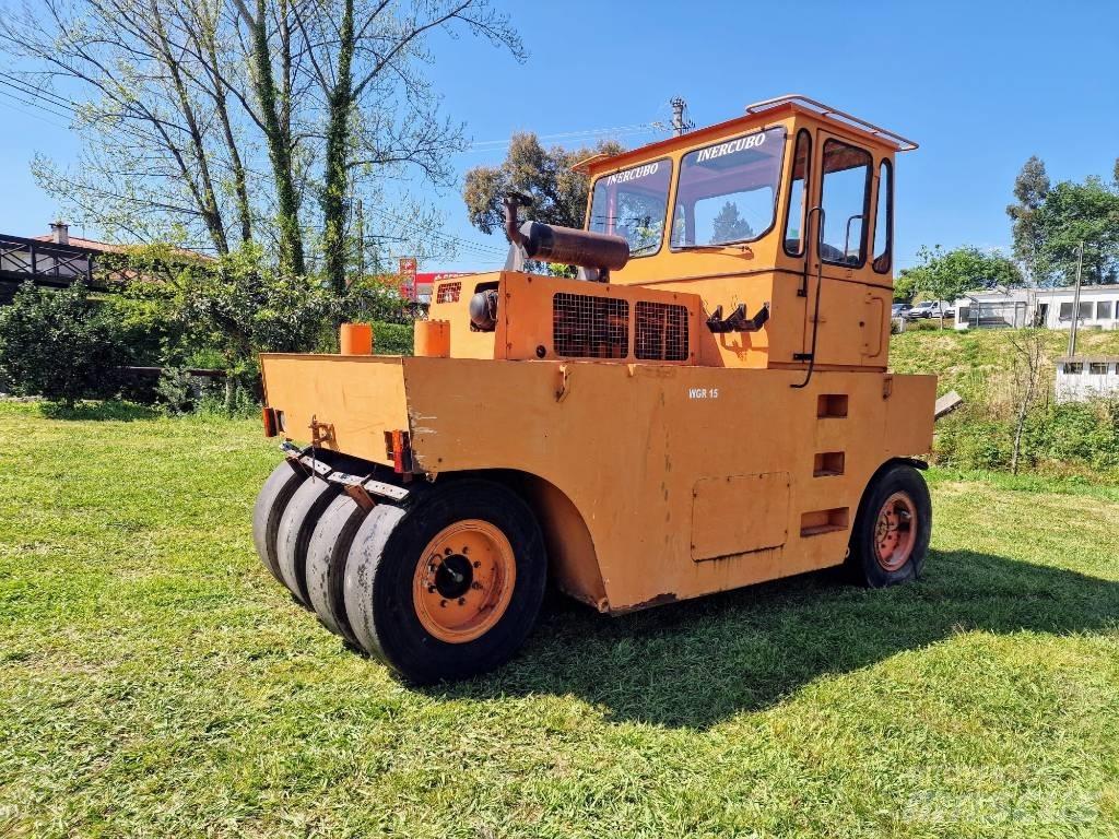 Hamm WGR 15 膠輪滾壓機