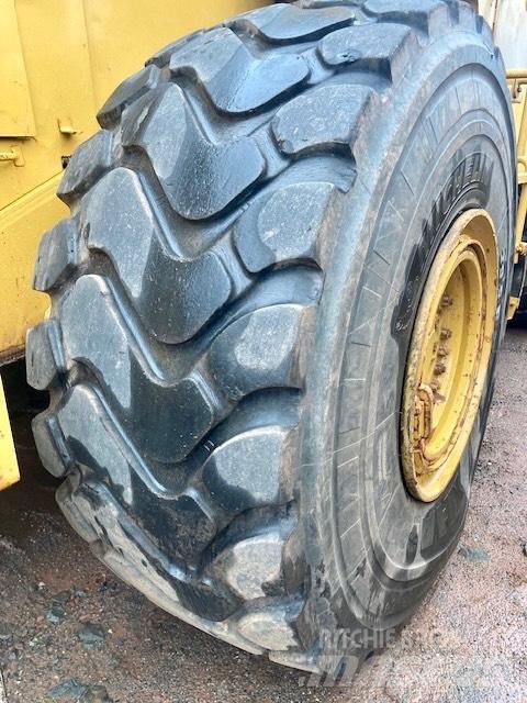 CAT 980 C 輪胎式裝載機