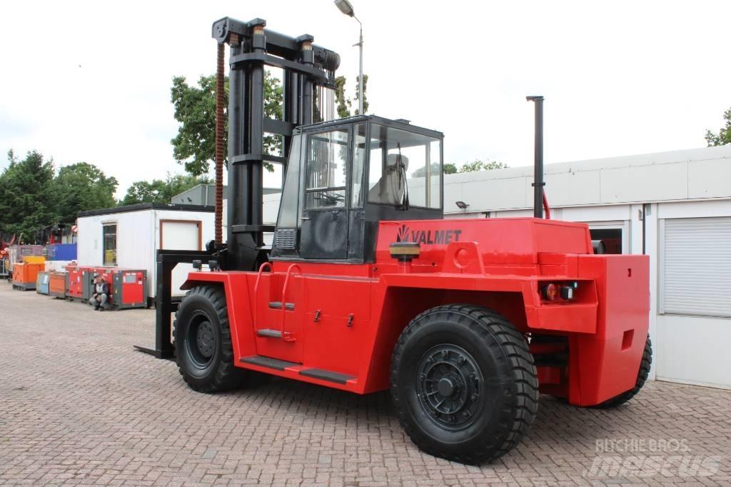 Valmet TD 18-120 柴油卡車