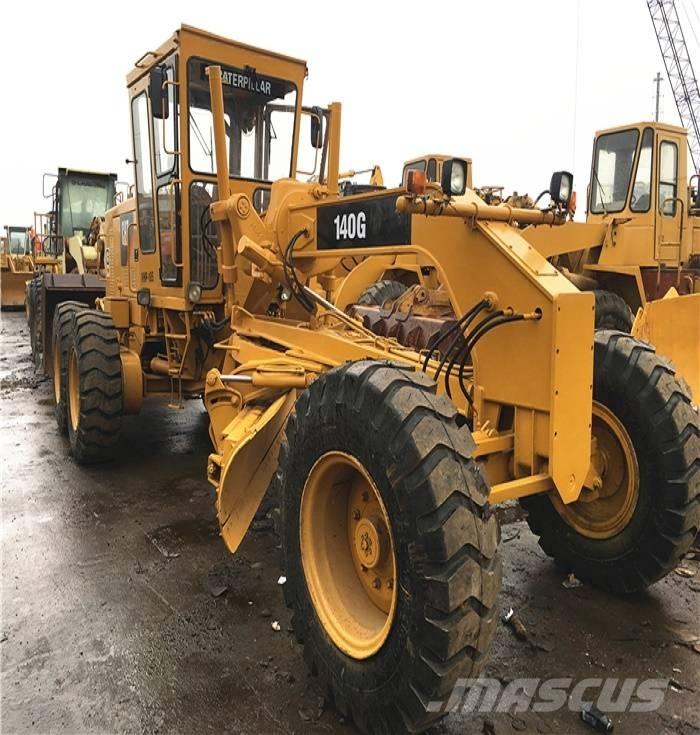 CAT 140 G 平土機