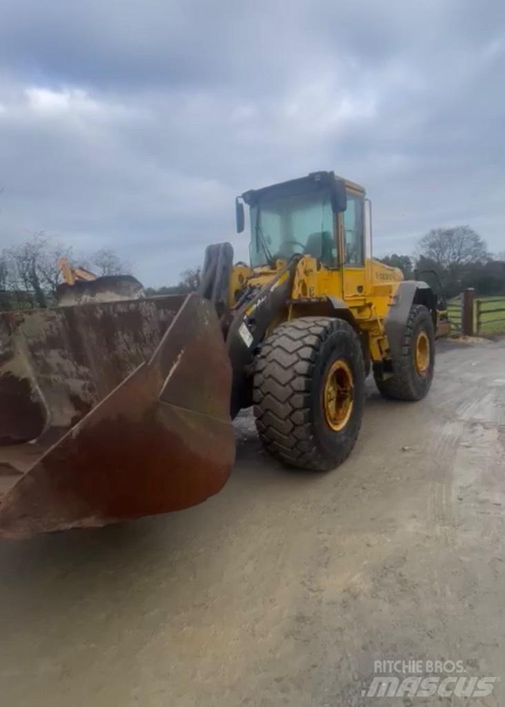 Volvo L 120 E 輪胎式裝載機