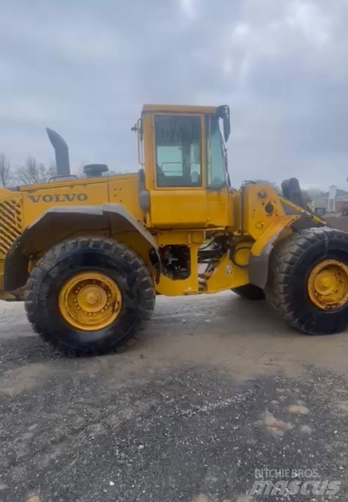 Volvo L 120 E 輪胎式裝載機