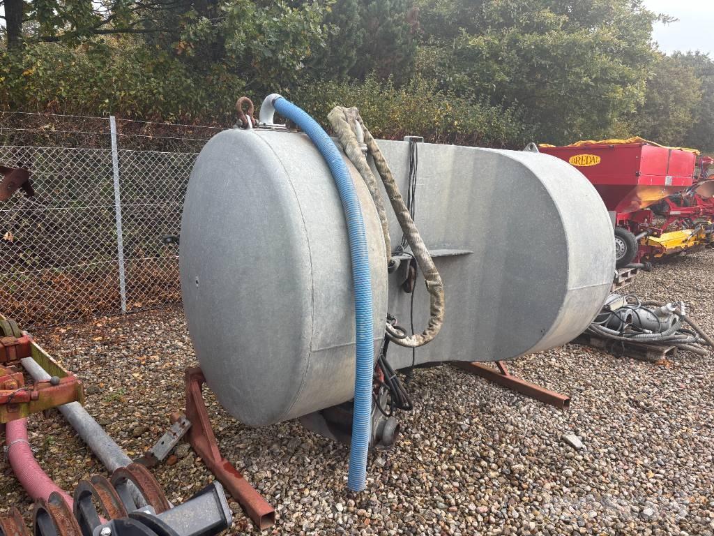 Harsø Fronttank 水肥車