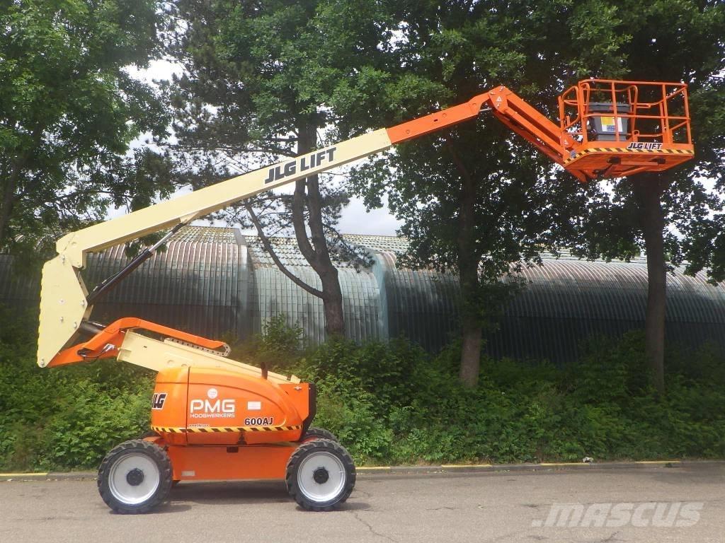 JLG 600AJ 曲臂高空作業車