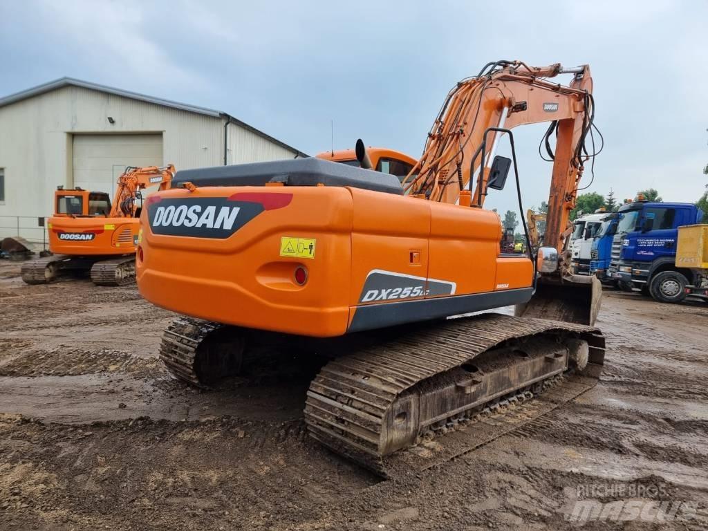Doosan DX 255 LC 履帶式 挖土機/掘鑿機/挖掘機